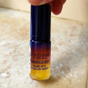 5/$30 L'Occitane Immortelle Overnight Reset Oil-In-Serum travel size, 5 ml